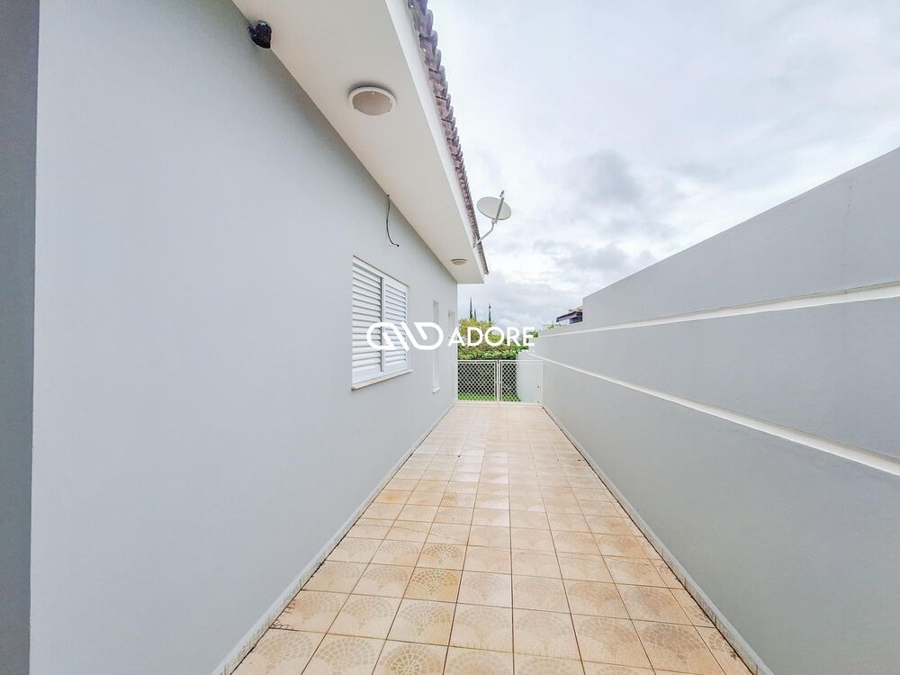 Casa de Condomínio para alugar com 4 quartos, 316m² - Foto 15