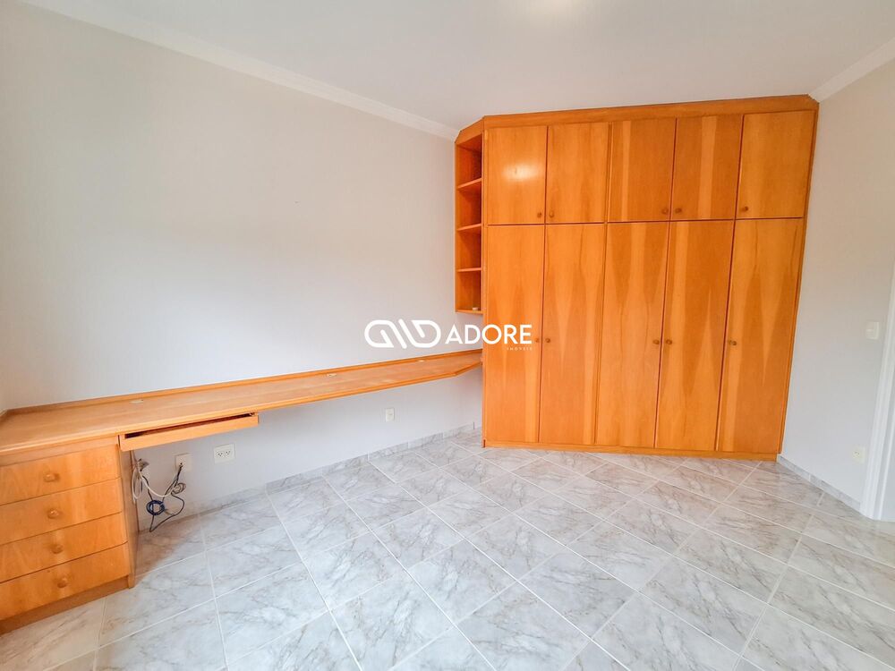 Casa de Condomínio para alugar com 4 quartos, 316m² - Foto 10