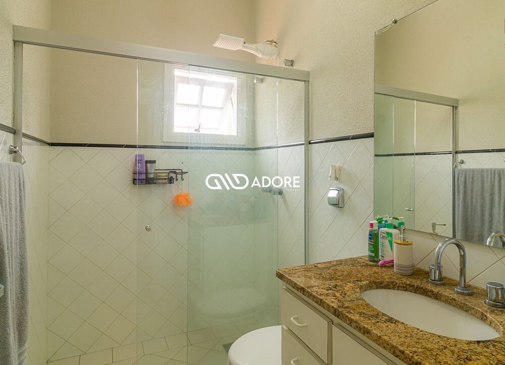 Casa de Condomínio à venda e aluguel com 2 quartos, 263m² - Foto 20