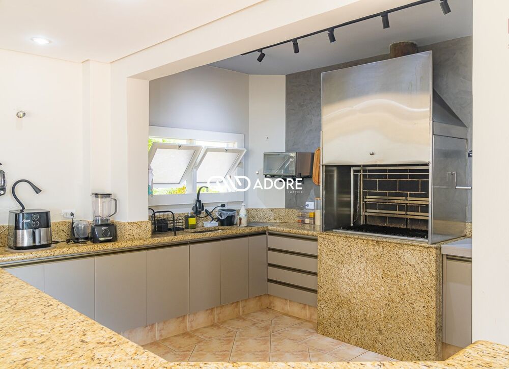 Casa de Condomínio à venda e aluguel com 2 quartos, 263m² - Foto 9