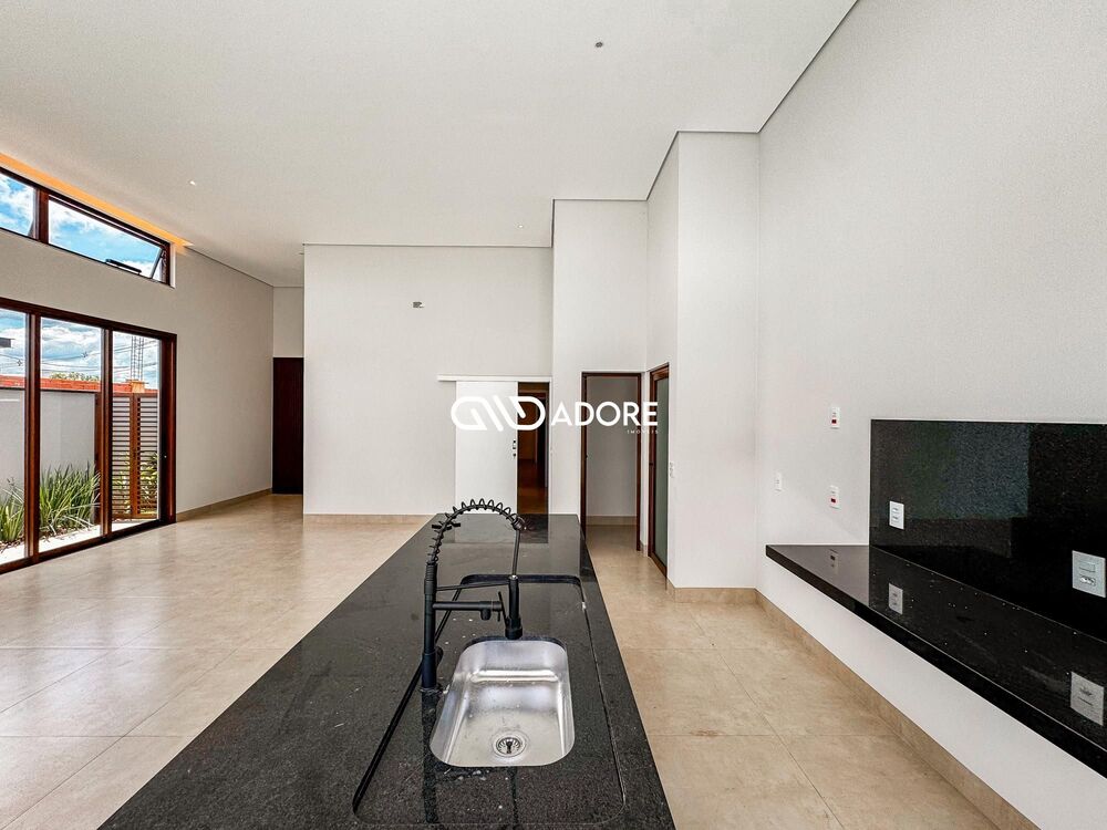 Casa de Condomínio à venda com 3 quartos, 208m² - Foto 5