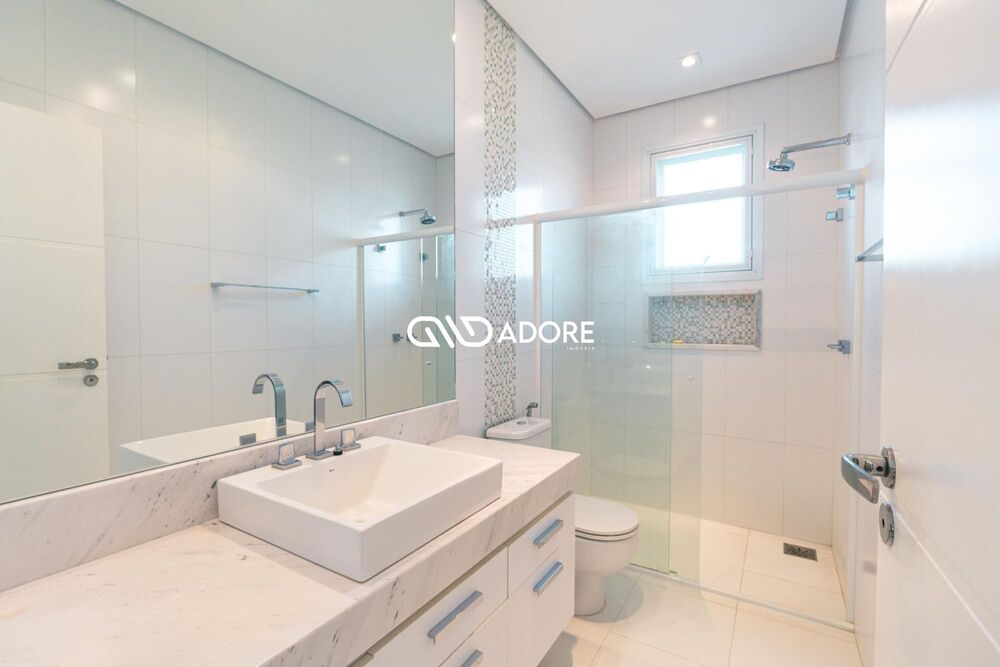 Casa de Condomínio à venda com 7 quartos, 1100m² - Foto 33
