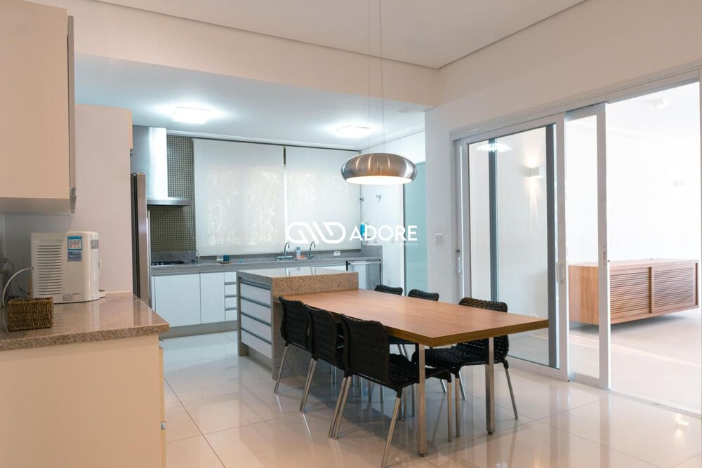 Casa de Condomínio à venda com 7 quartos, 1100m² - Foto 8