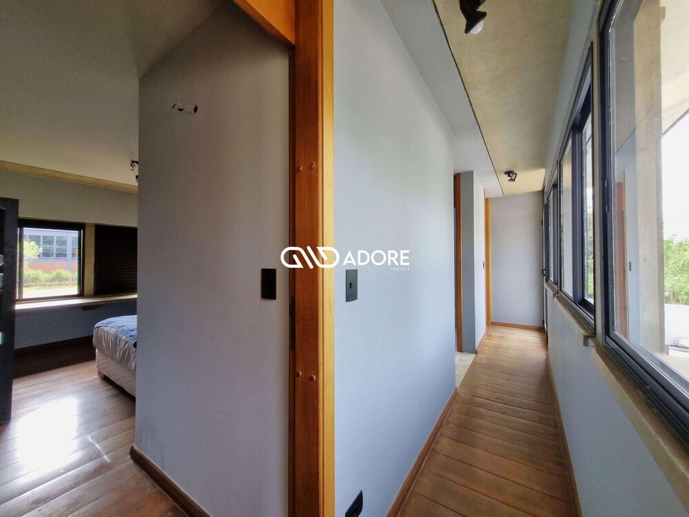 Casa de Condomínio à venda com 6 quartos, 600m² - Foto 28