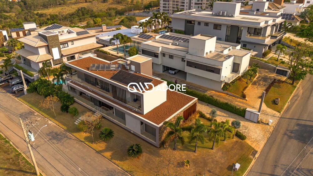 Casa de Condomínio à venda com 4 quartos, 600m² - Foto 35