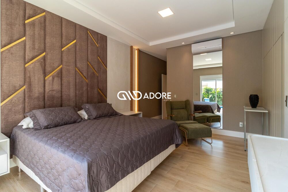 Casa de Condomínio à venda com 4 quartos, 350m² - Foto 12