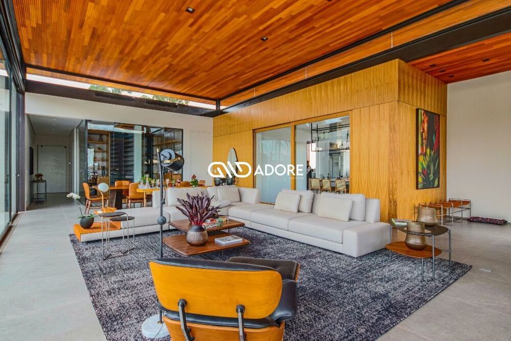 Casa de Condomínio à venda com 5 quartos, 720m² - Foto 1