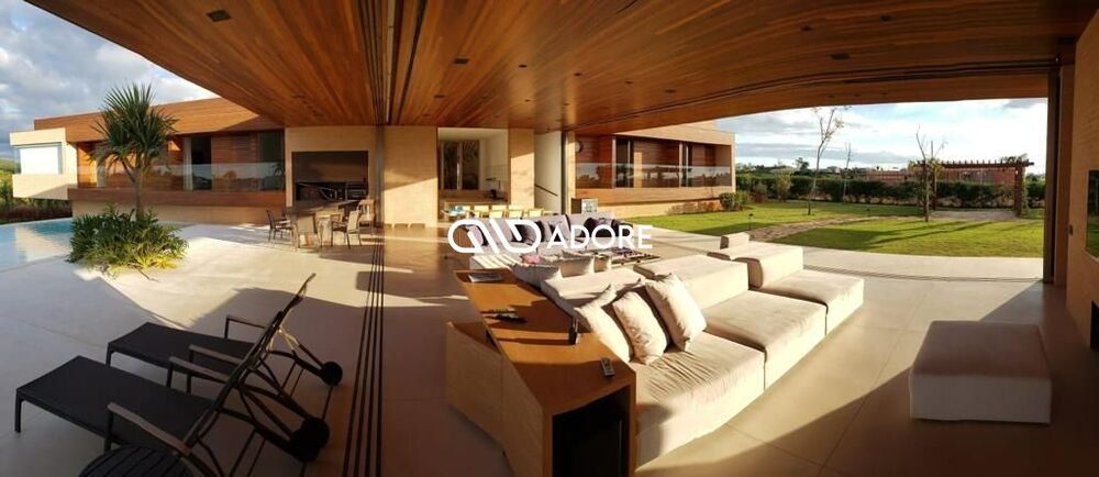 Casa de Condomínio à venda e aluguel com 6 quartos, 841m² - Foto 1