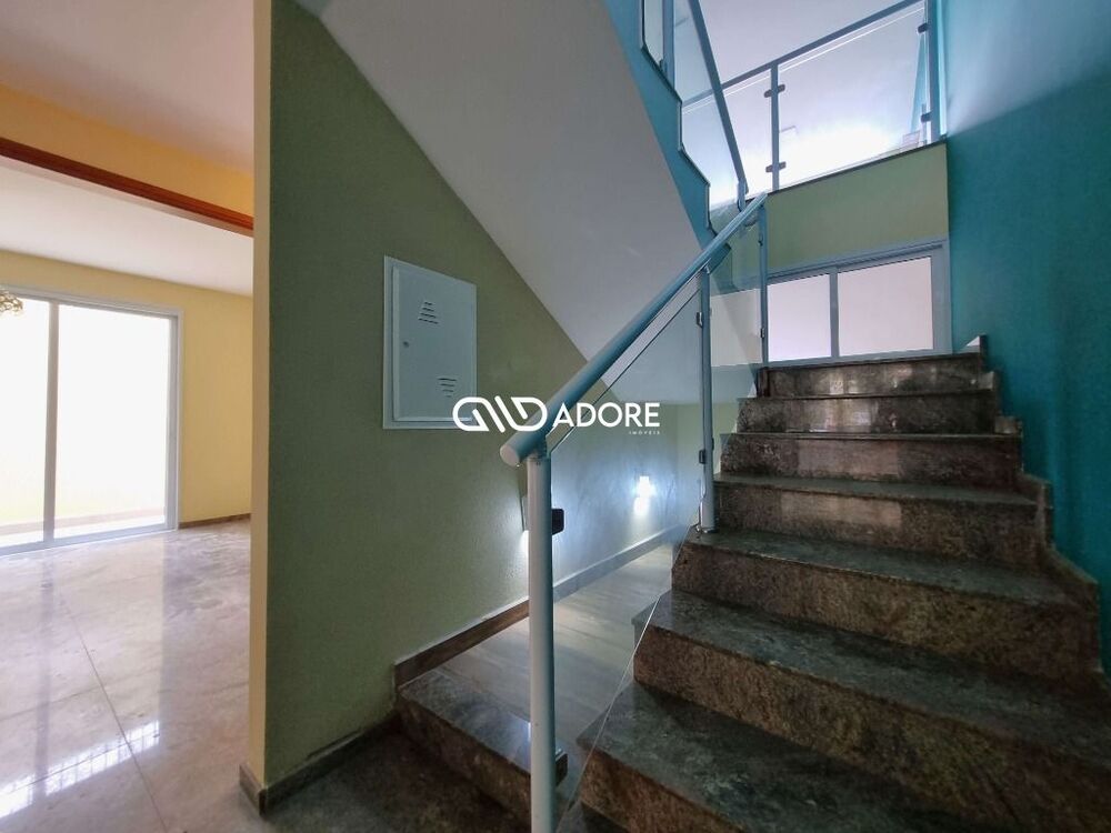 Casa, 3 quartos, 288 m² - Foto 2