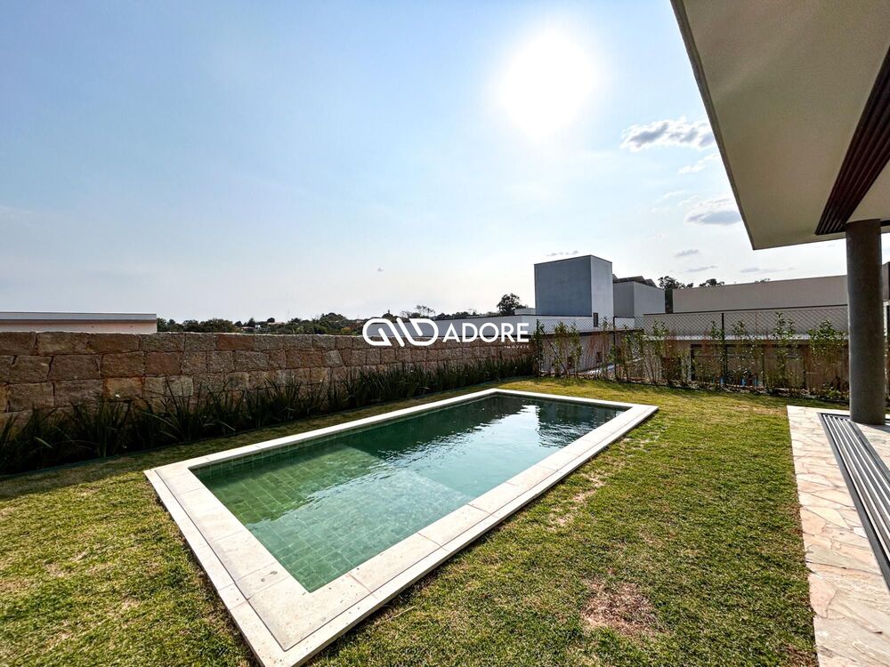 Casa de Condomínio à venda com 3 quartos, 310m² - Foto 2
