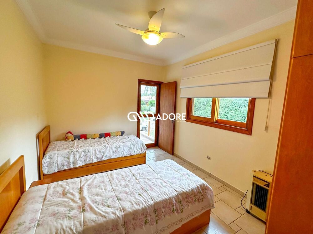 Casa de Condomínio à venda com 6 quartos, 600m² - Foto 13