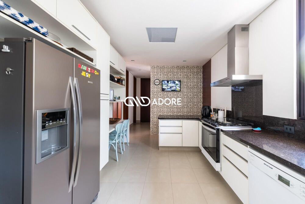 Casa de Condomínio à venda com 9 quartos, 1450m² - Foto 9