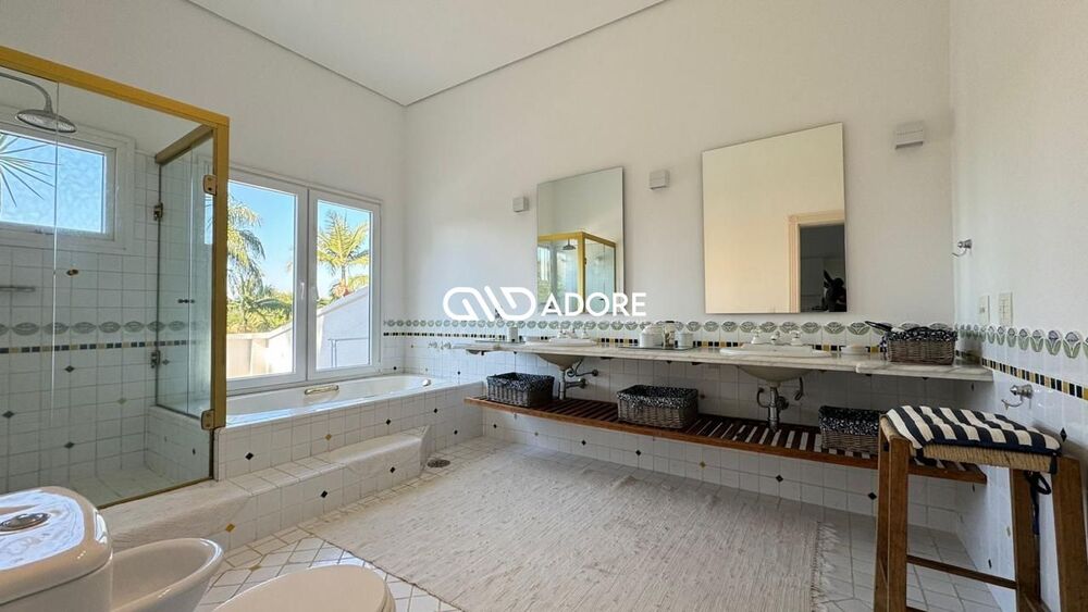 Casa de Condomínio à venda e aluguel com 5 quartos, 720m² - Foto 8