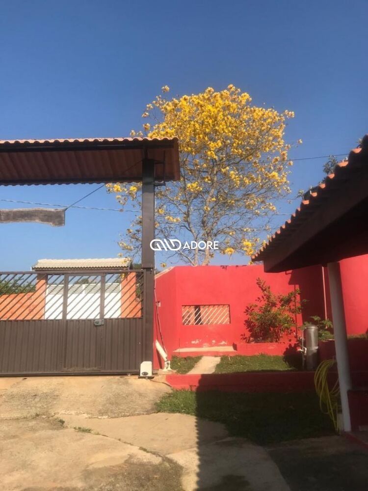 Chácara, 3 quartos, 2238 m² - Foto 2