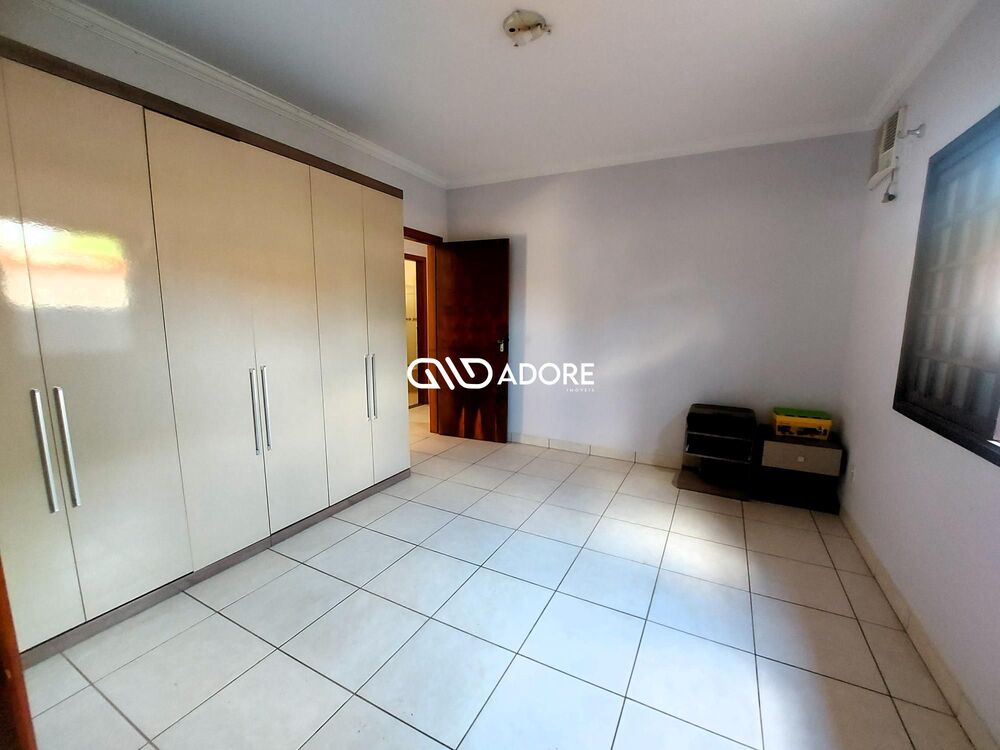Casa de Condomínio à venda e aluguel com 2 quartos, 310m² - Foto 12