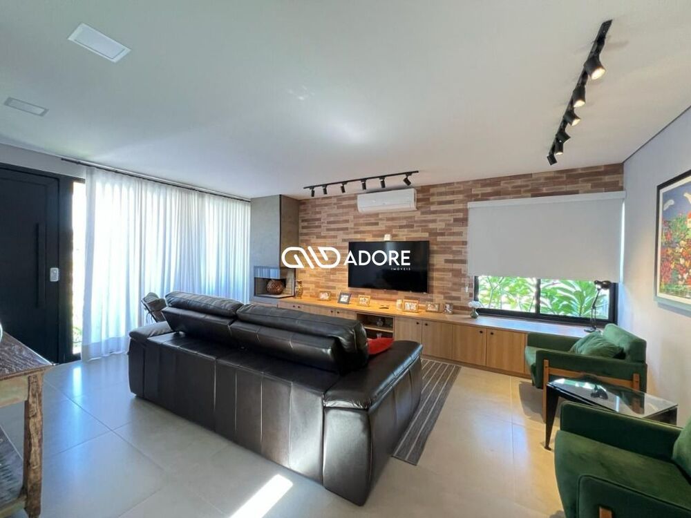 Casa de Condomínio à venda com 3 quartos, 279m² - Foto 3