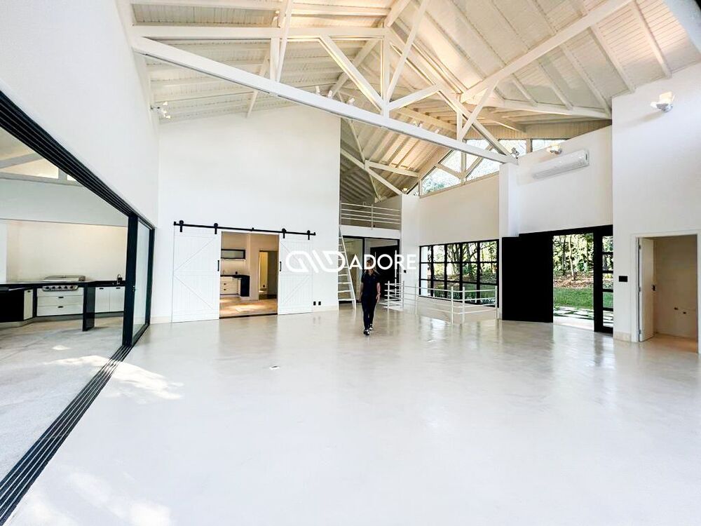 Casa de Condomínio à venda com 5 quartos, 540m² - Foto 3