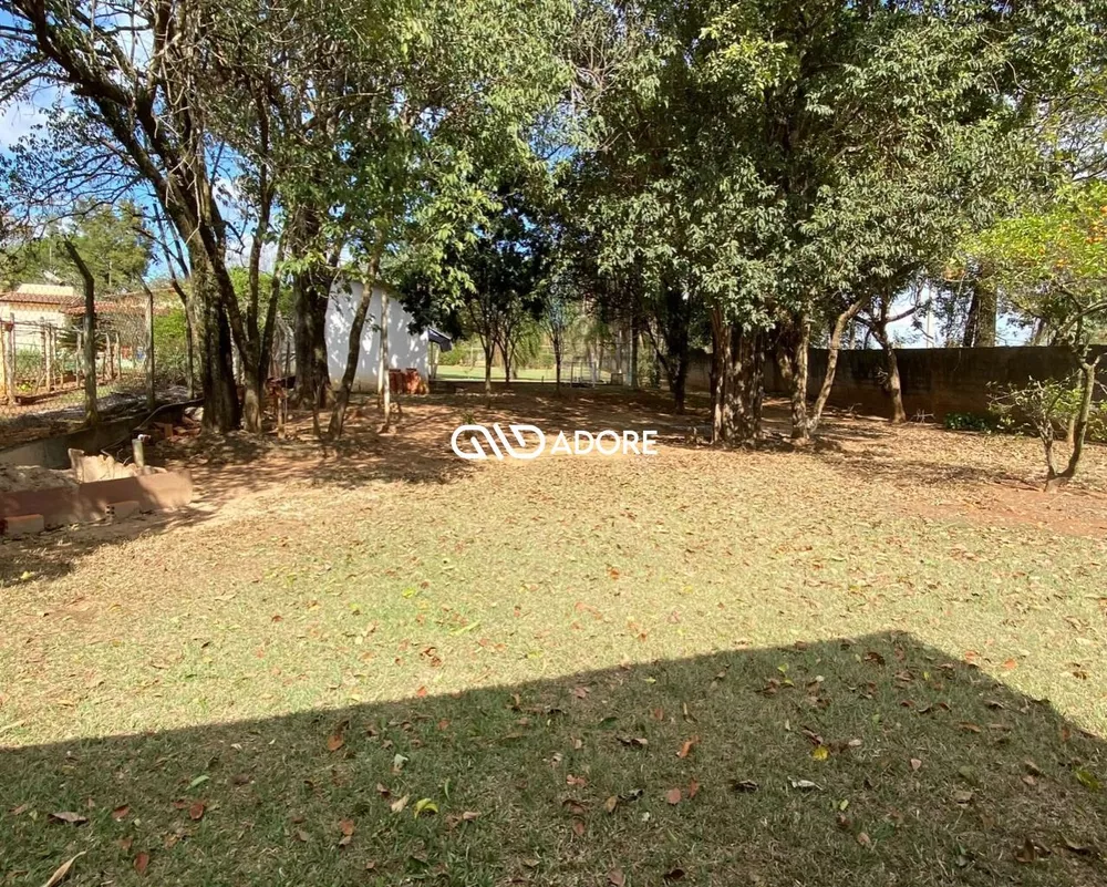Chácara, 4 quartos, 2507 m² - Foto 1