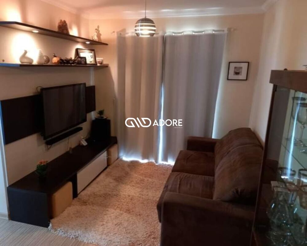 Apartamento à venda com 2 quartos, 63m² - Foto 2