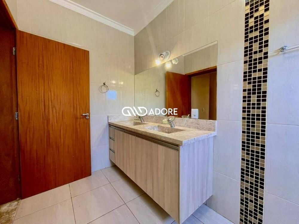 Casa de Condomínio à venda com 4 quartos, 293m² - Foto 10