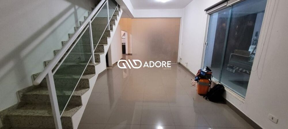 Casa de Condomínio à venda com 2 quartos, 277m² - Foto 2