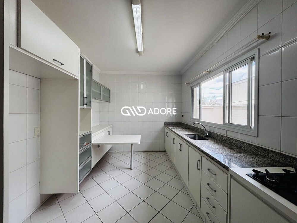 Casa de Condomínio à venda com 4 quartos, 230m² - Foto 12