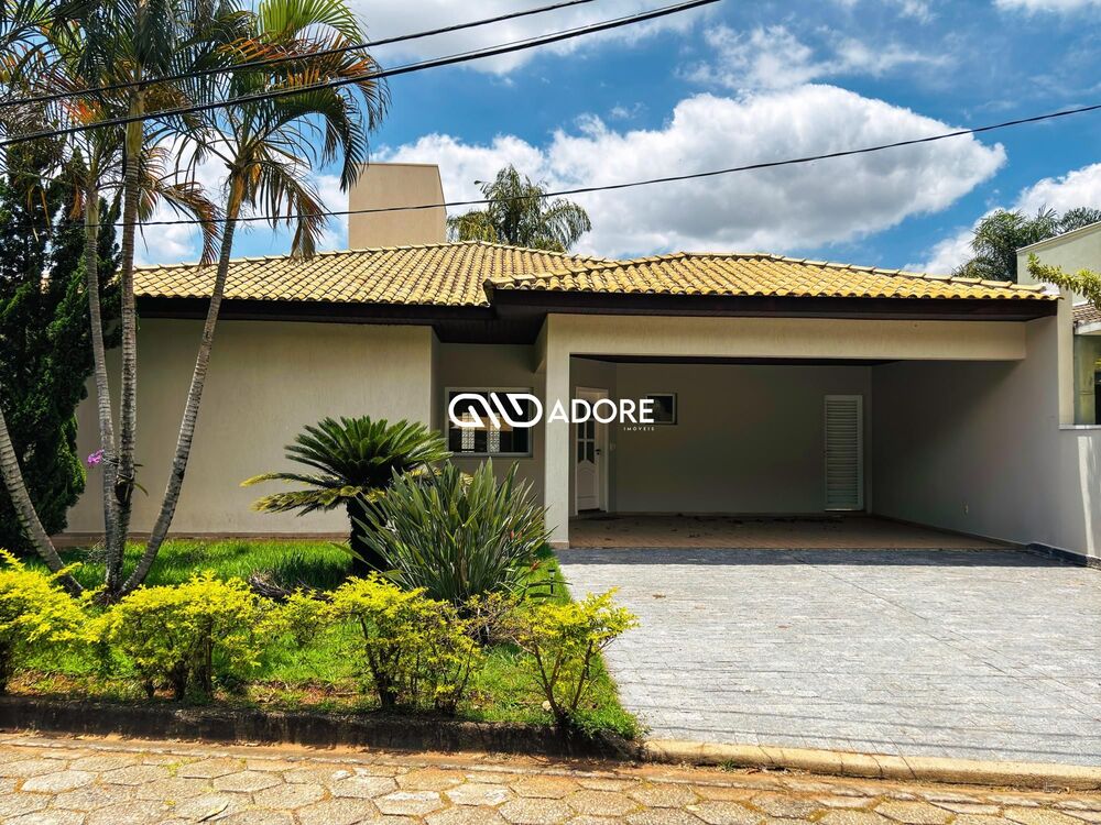 Casa de Condomínio à venda com 4 quartos, 230m² - Foto 1