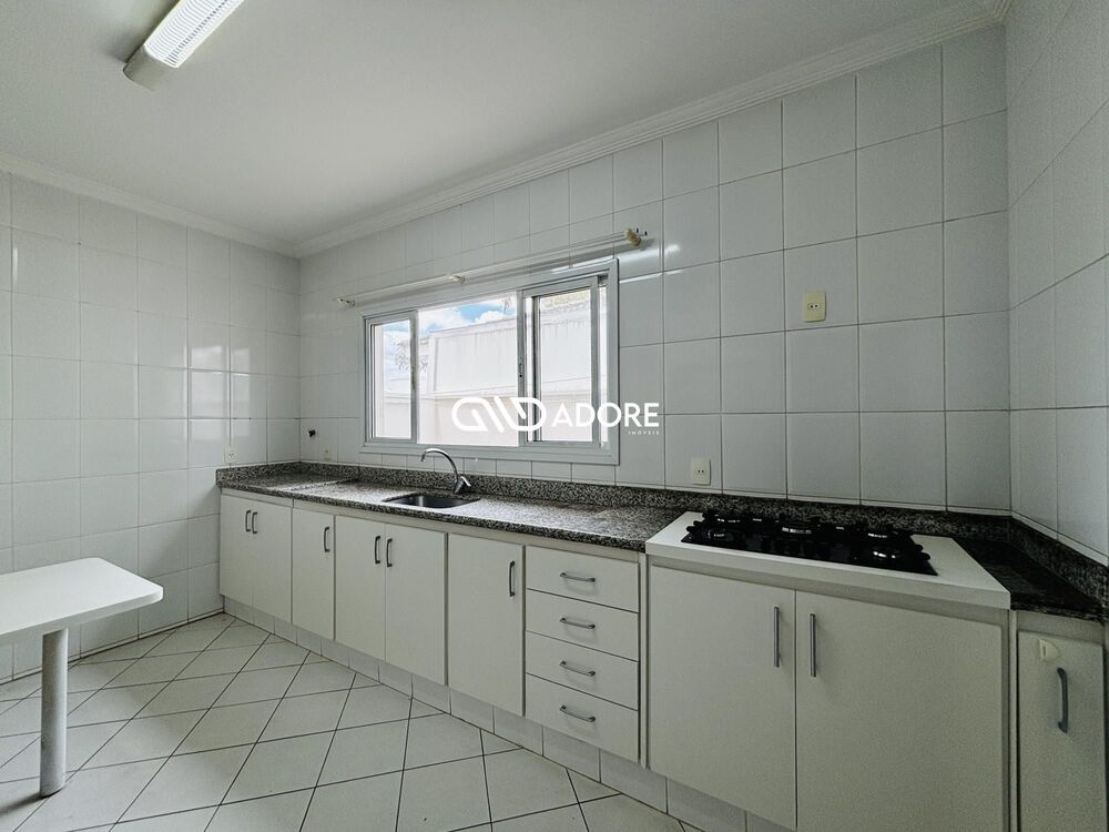 Casa de Condomínio à venda com 4 quartos, 230m² - Foto 11