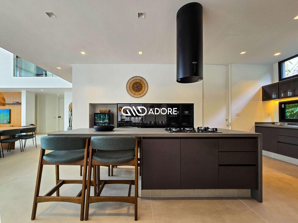 Casa de Condomínio à venda com 8 quartos, 649m² - Foto 14