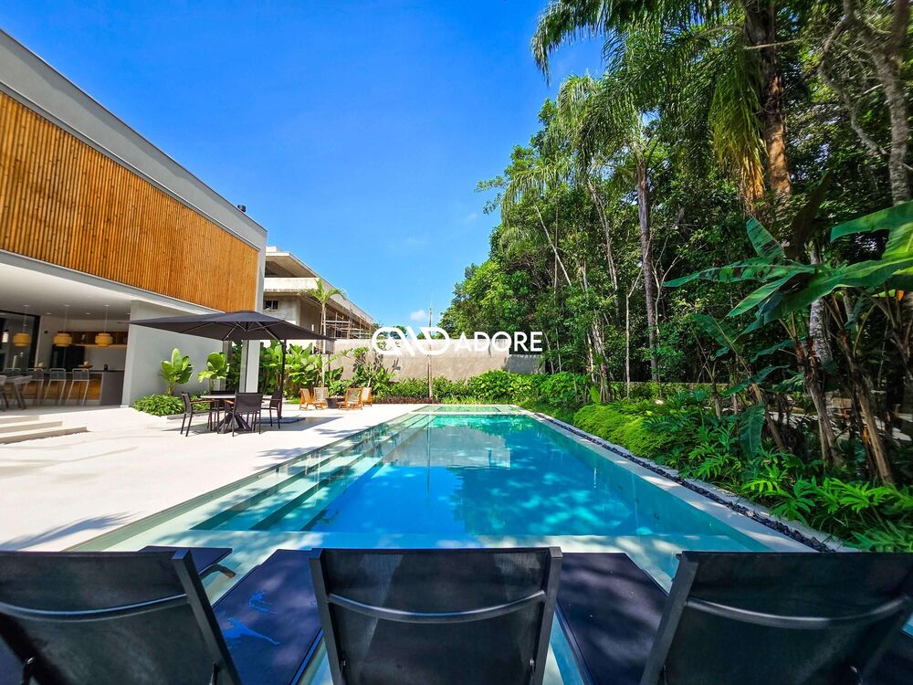 Casa de Condomínio à venda com 8 quartos, 649m² - Foto 2
