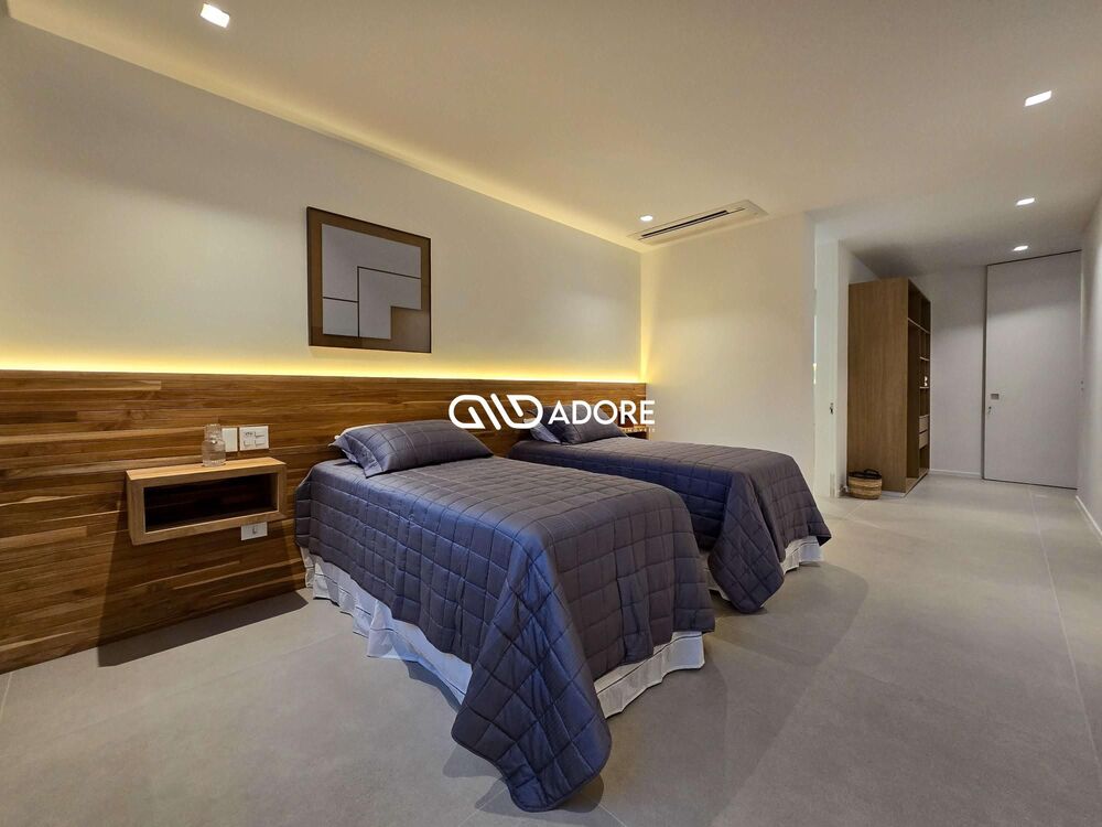 Casa de Condomínio à venda com 8 quartos, 649m² - Foto 36
