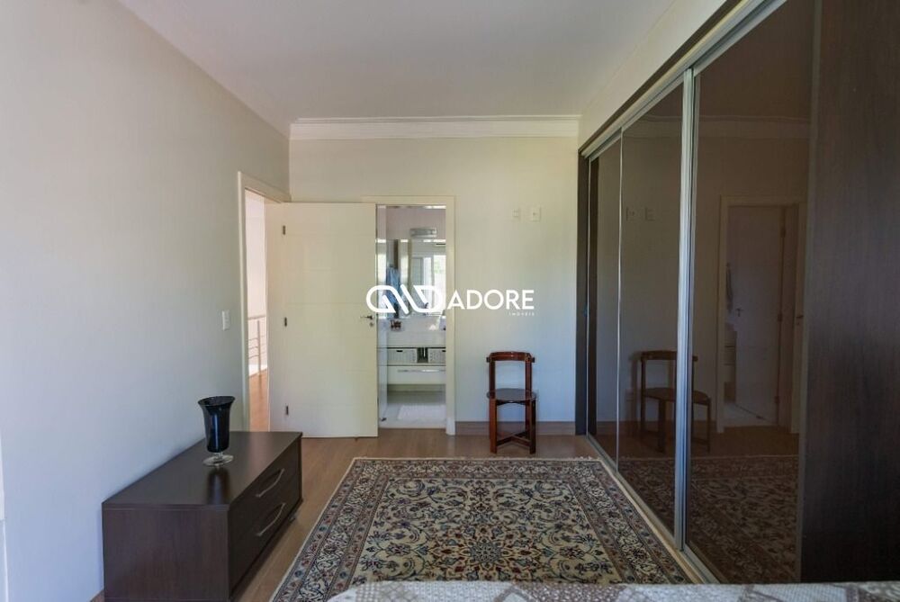 Casa de Condomínio à venda e aluguel com 5 quartos, 1200m² - Foto 22