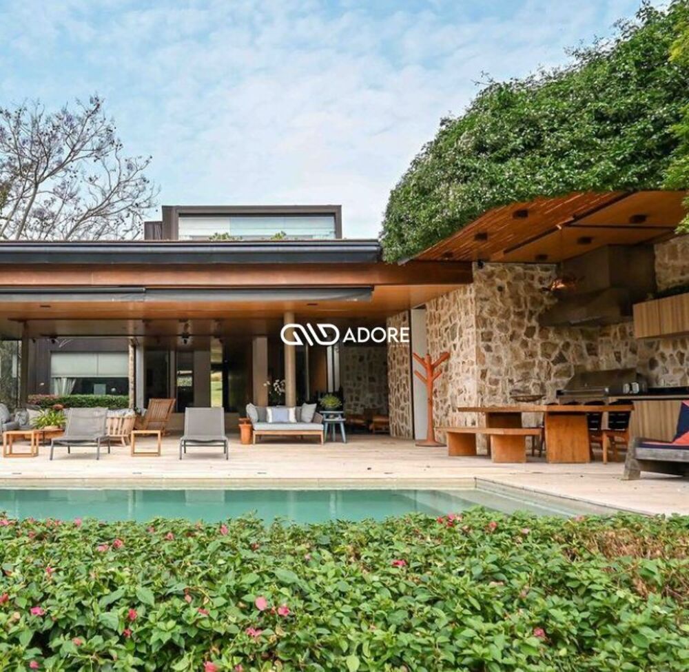 Casa de Condomínio à venda com 4 quartos, 600m² - Foto 1