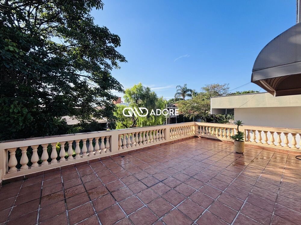Casa de Condomínio à venda com 4 quartos, 290m² - Foto 4
