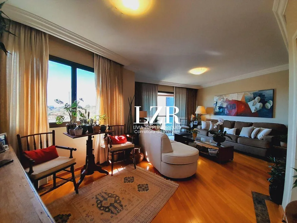 Apartamento, 3 quartos, 134 m² - Foto 1