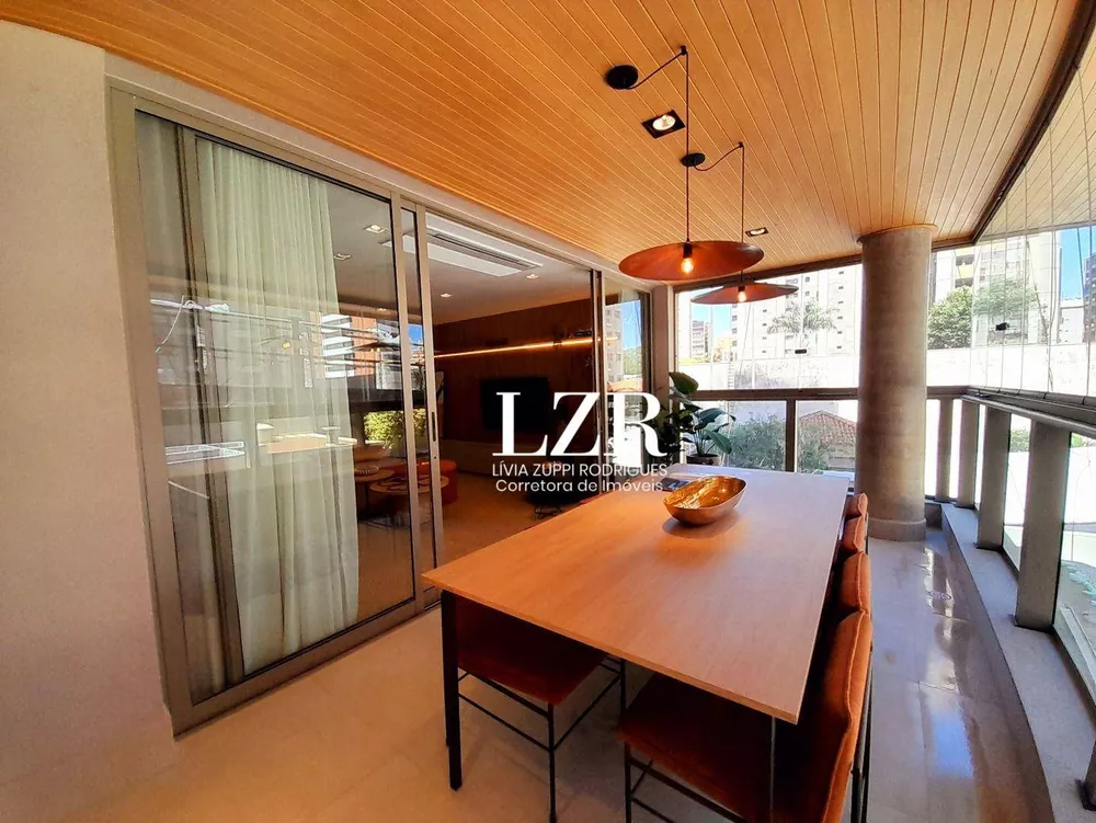 Apartamento, 3 quartos, 156 m² - Foto 2