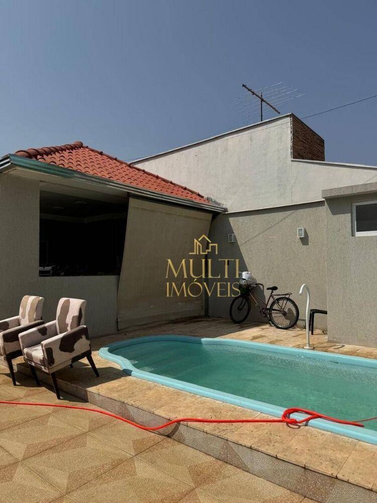 Casa, 3 quartos, 194 m² - Foto 3