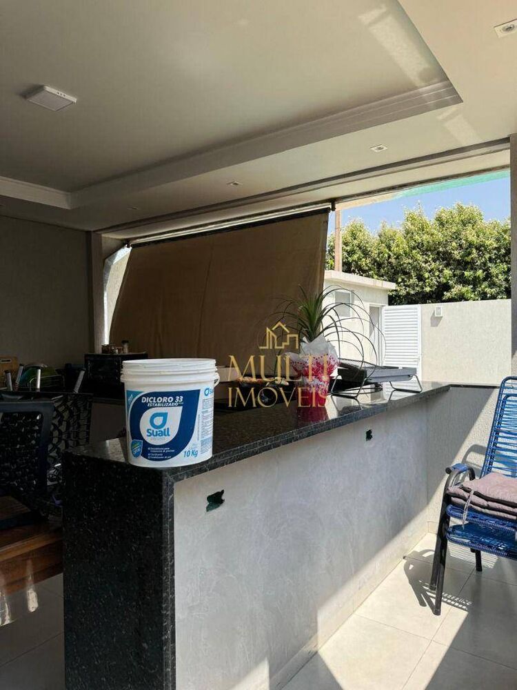 Casa, 3 quartos, 194 m² - Foto 4