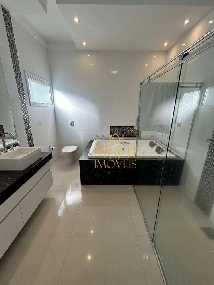 Sobrado, 4 quartos, 330 m² - Foto 2
