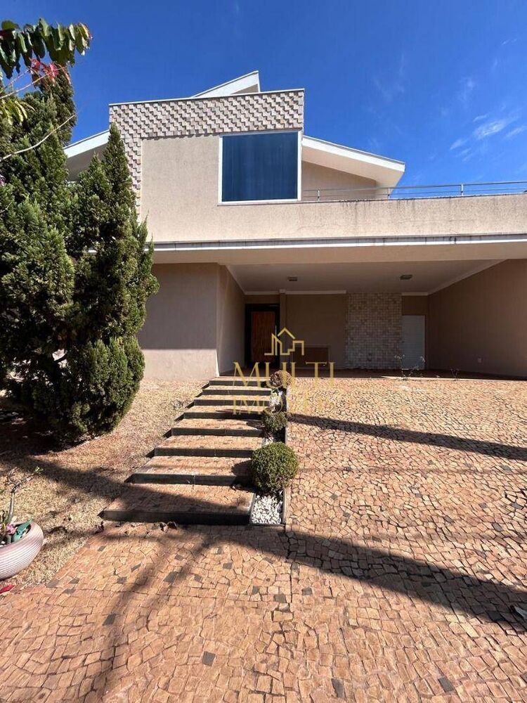 Sobrado, 4 quartos, 380 m² - Foto 1