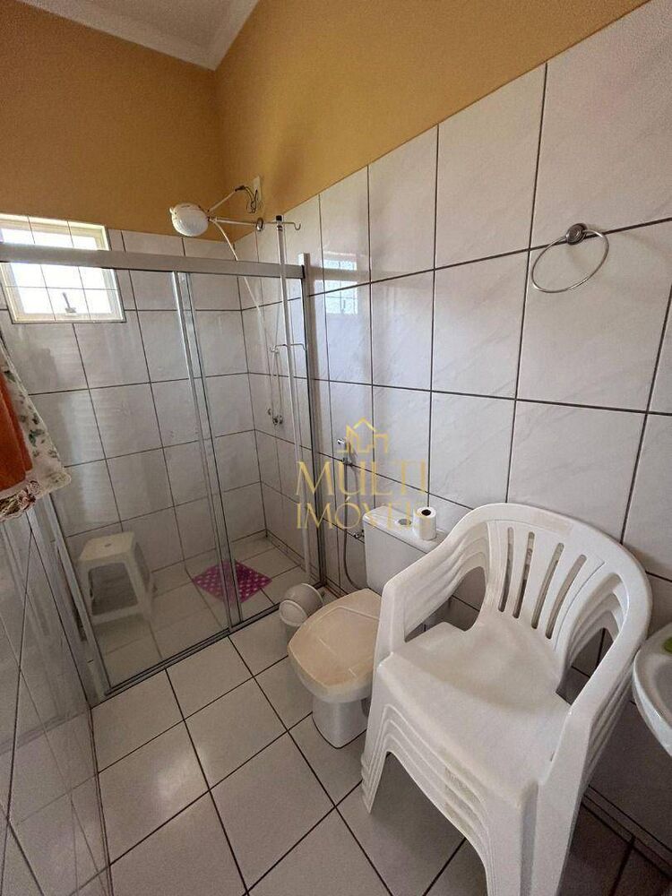 Casa, 3 quartos, 220 m² - Foto 3