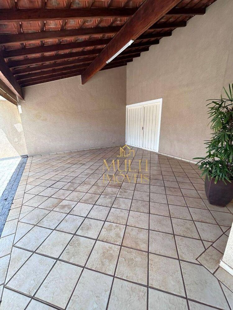 Casa, 3 quartos, 220 m² - Foto 4