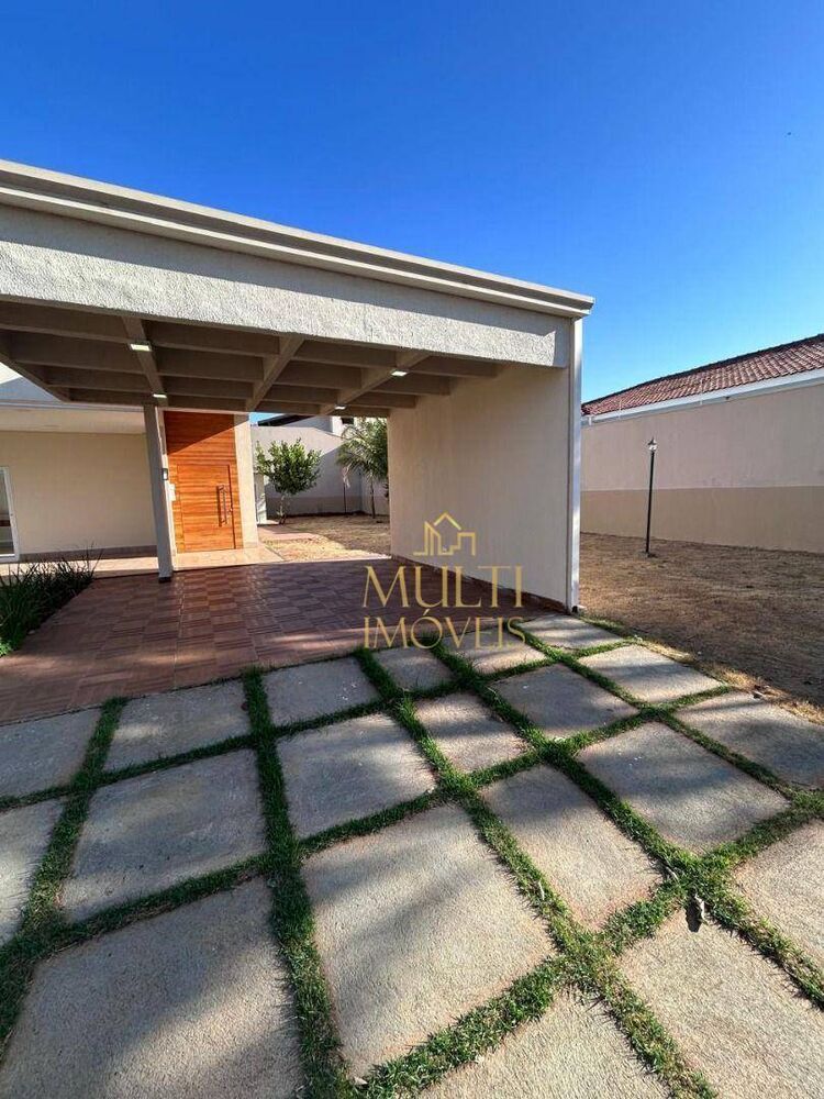 Casa, 3 quartos, 220 m² - Foto 1