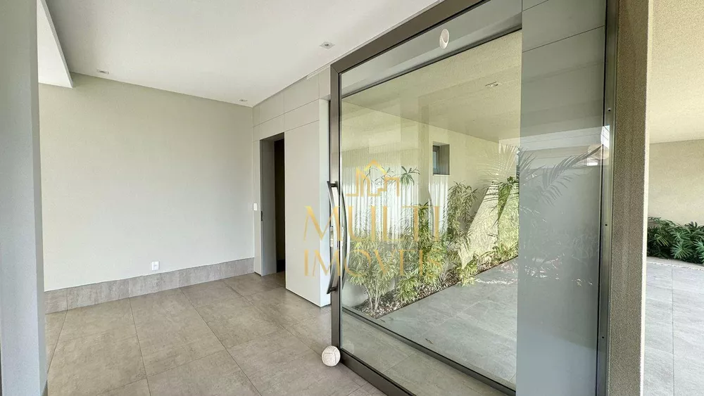 Sobrado, 5 quartos, 754 m² - Foto 2
