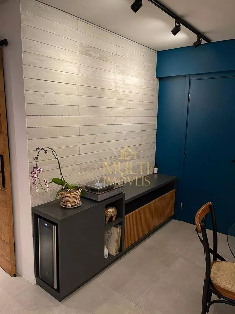 Apartamento à venda com 3 quartos, 115m² - Foto 3