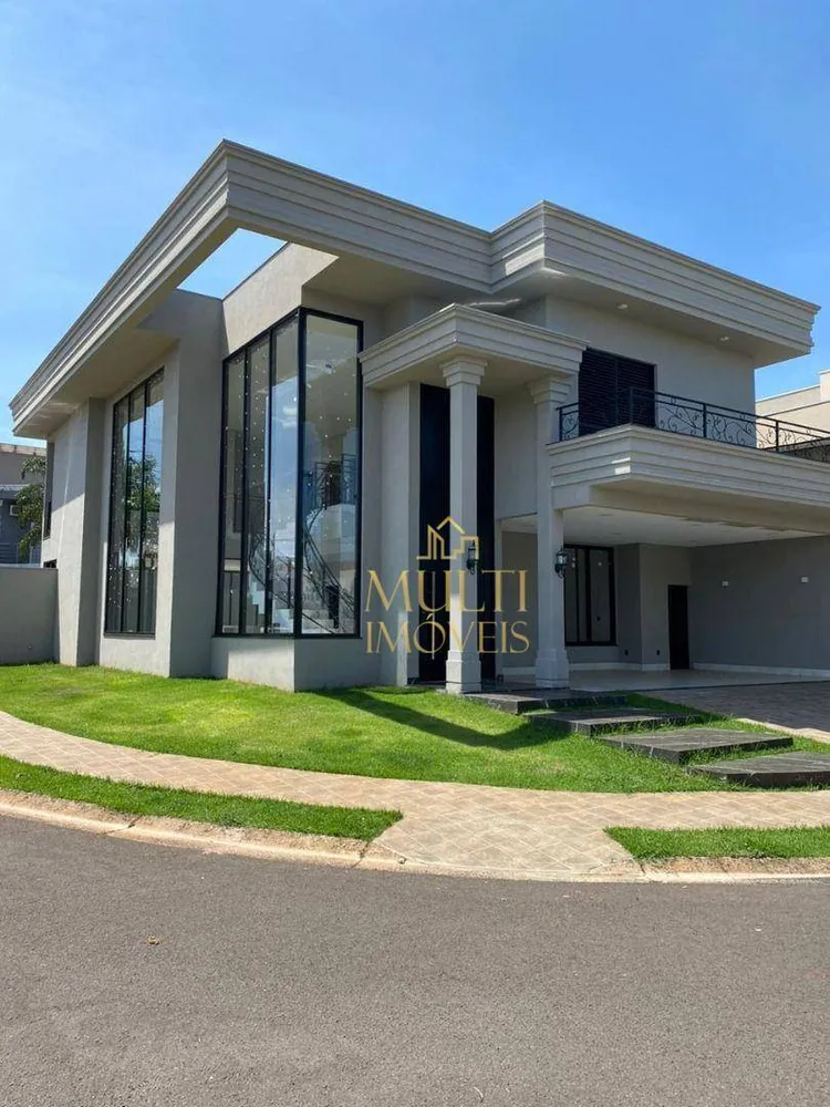 Sobrado, 3 quartos, 335 m² - Foto 1