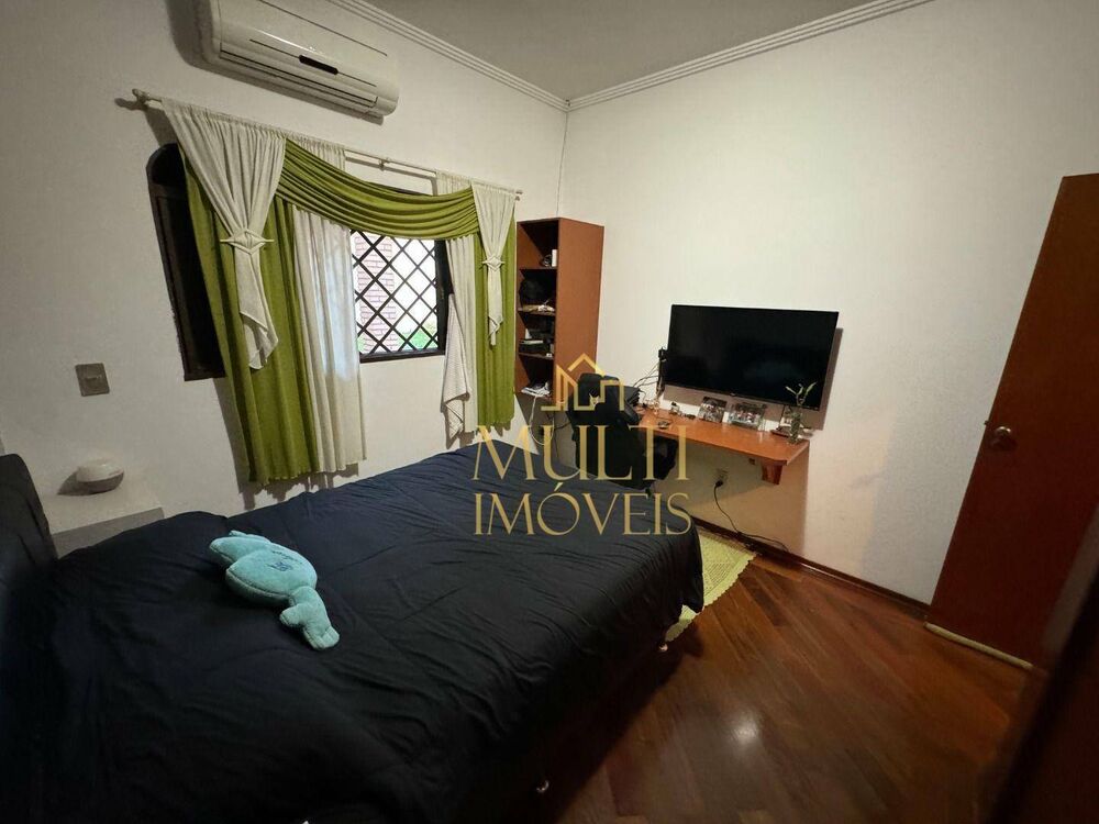 Casa, 3 quartos, 270 m² - Foto 15