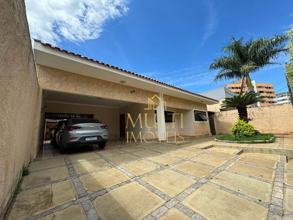 Casa, 3 quartos, 270 m² - Foto 1