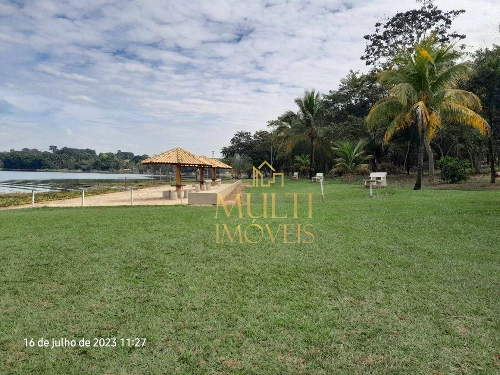 Chácara, 3 quartos, 450 m² - Foto 2