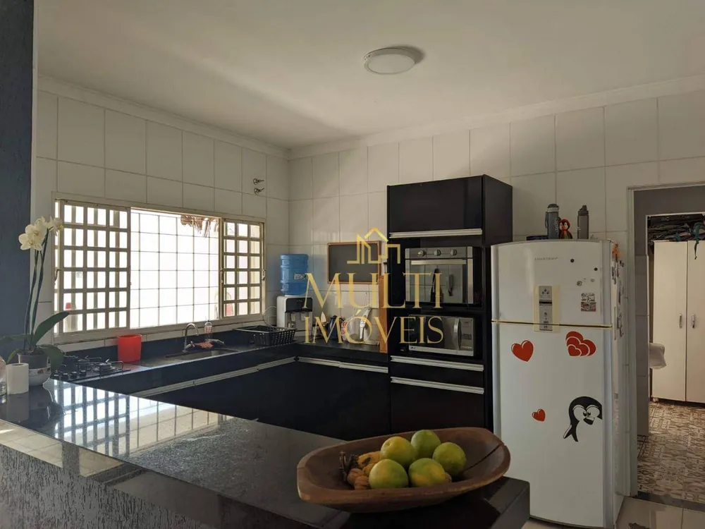 Casa, 3 quartos, 200 m² - Foto 4